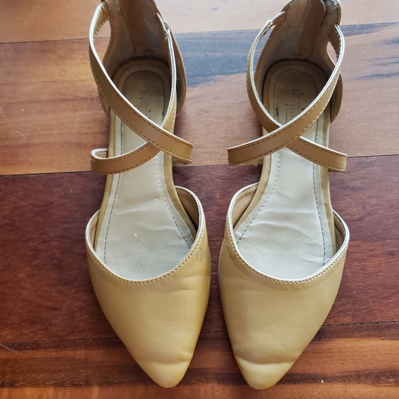 pointy strap flats - Picture 2 of 2